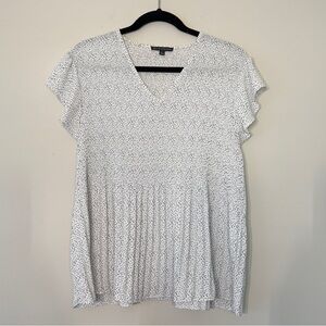 Adrianna Papell White and Black Flutter Sleeve Blouse